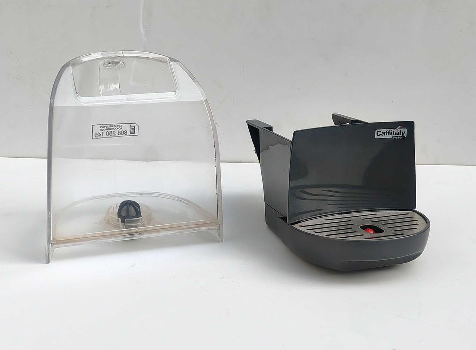 máquina de café pingo doce deposito agua e caixa capsulas