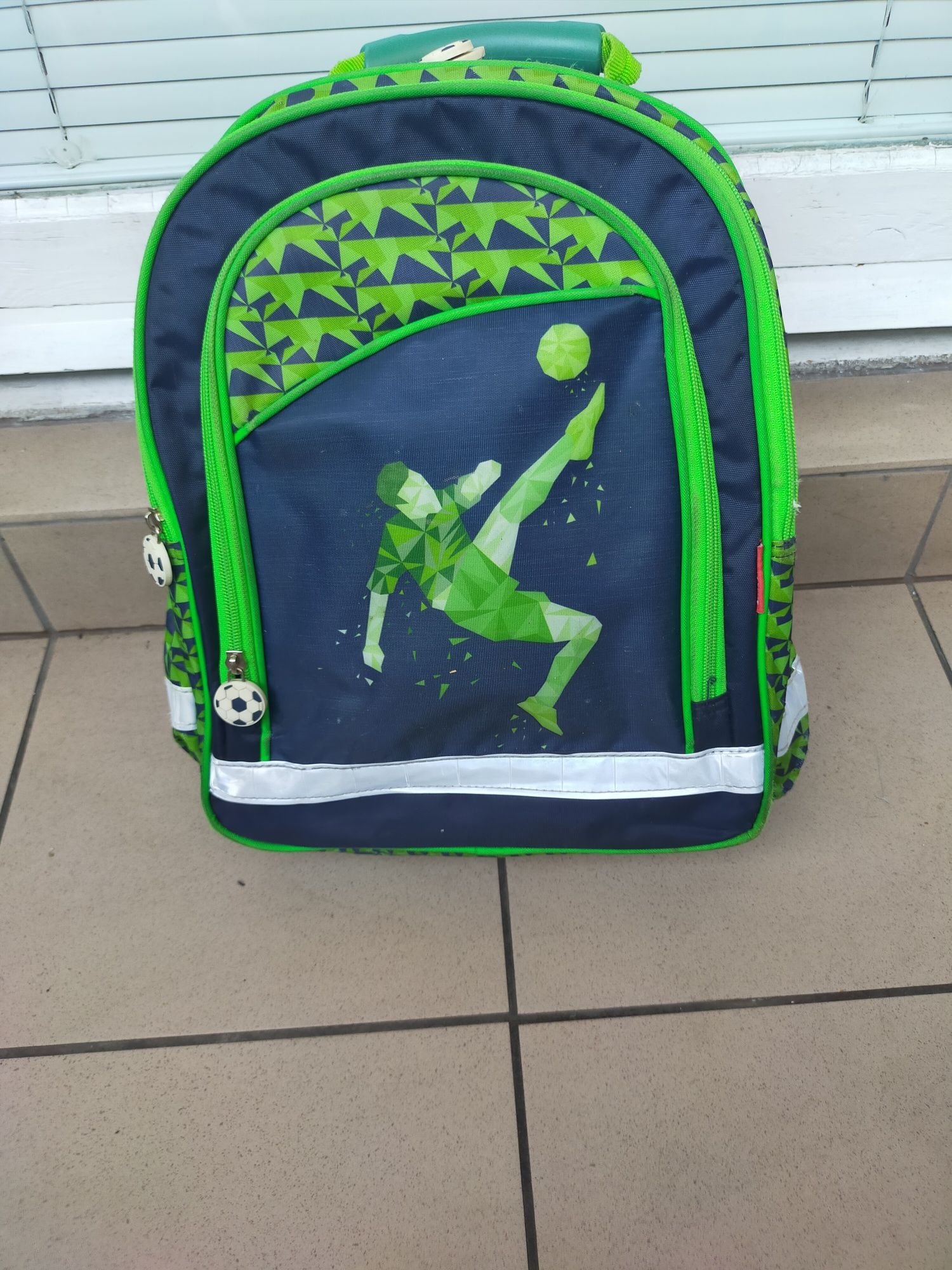 Plecak szkolny piłkarz