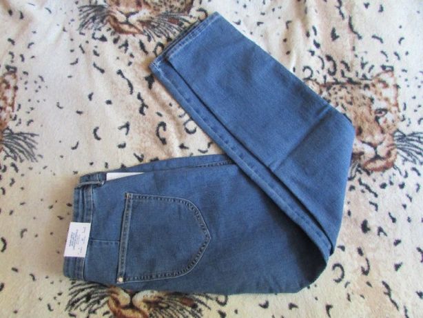 Новые женские джинсы H&M, размер 28/30 (М),высокая посадка