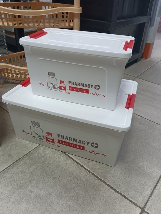 Аптечка органайзер контейнер для ліків лекарств зберігання хранения