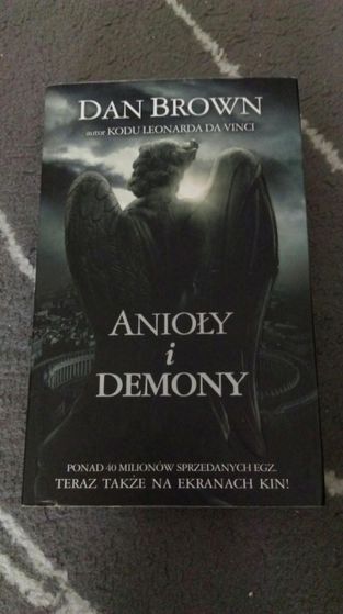 Anioły i demony Dan Brown * autor Kodu Leonarda Da Vinci * Angels and