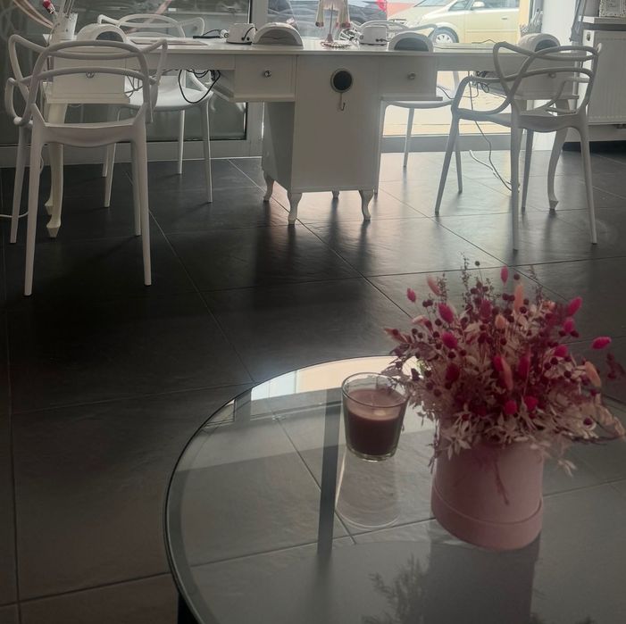 Biurko kosmetyczne podwójne glamour do paznokci z pochłaniaczami cudo