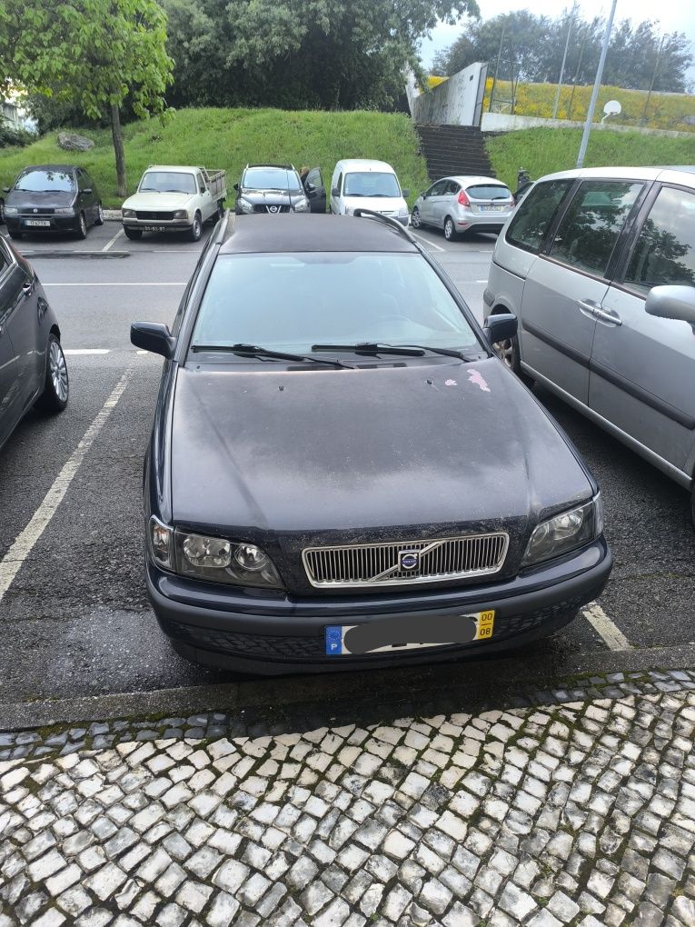 Volvo V40 1.9D ano 2000