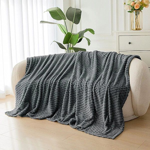 Koc 200x220 Mikrofibra Tłoczona Narzuta Dekoracyjna Puszysta Cristian