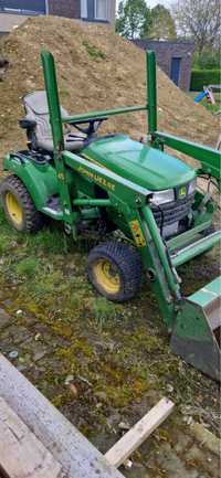 Traktor John Deere X748 4X4 24 Km  sprzedam cena nie podlega negocjacj
