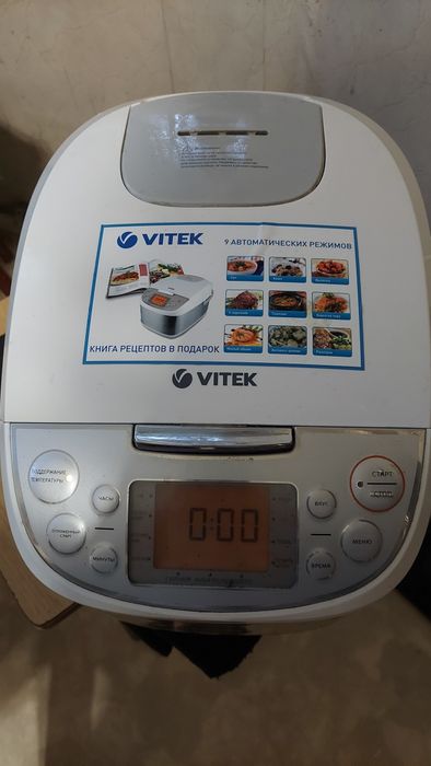 Мультиварка рабочая на запчасти