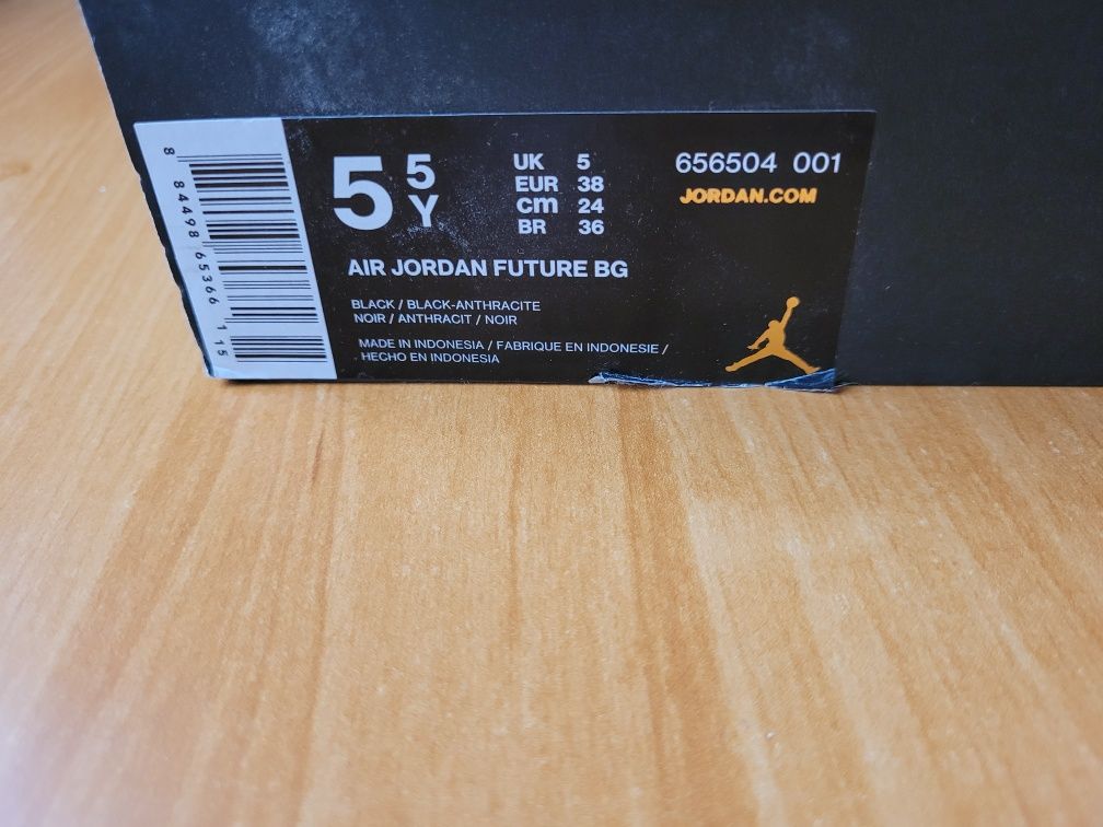 Buty Jordan Future rozmiar 38 damskie lub dziecięce