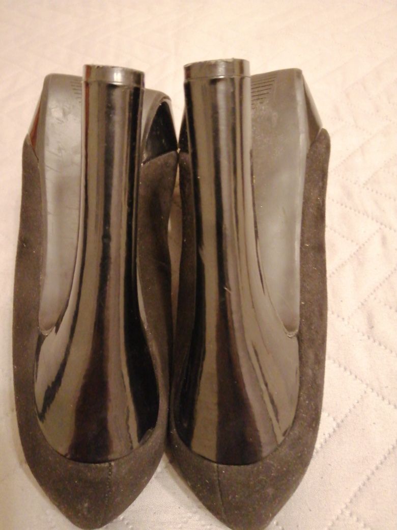 Półbuty czarne r. 39/25 dł