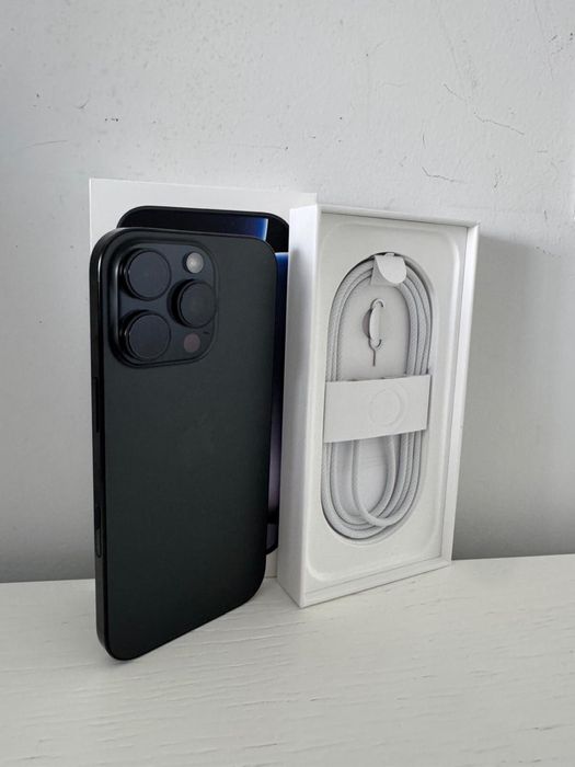 Iphone 16 Pro 128gb black Titanium c/bateria a 100%
