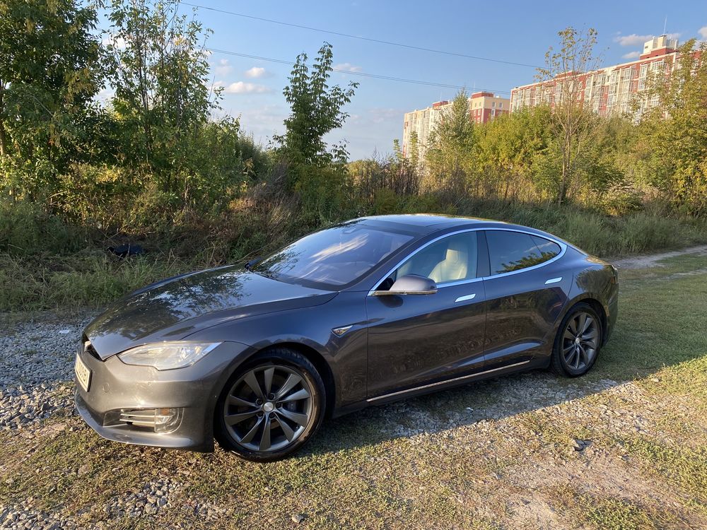 Продам авто Tesla s 70