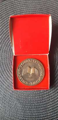 medal XX lat Kieleckie Towarzystwo Naukowe