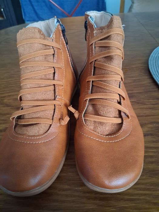 Sprzedam buty jesienne
