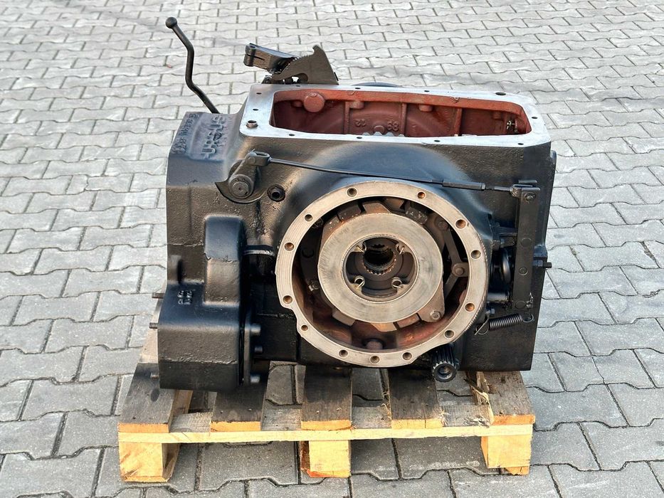 Tylny Most, nowy typ śruby M16 | URSUS/ZETOR | np. 914, 8145, 1224