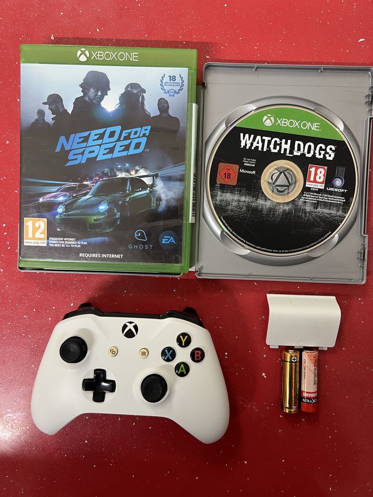 Xbox One S [1TB] 4K + Comando + Jogos