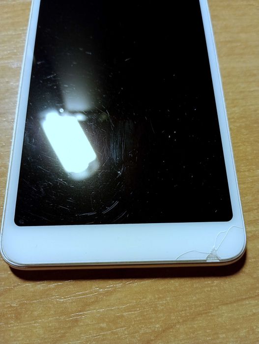 Смартфон Xiaomi Redmi 5 2 / 16 гб