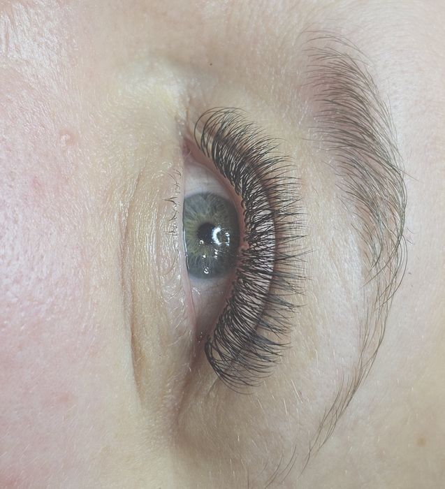 Наращивание ресниц м. 23 Августа