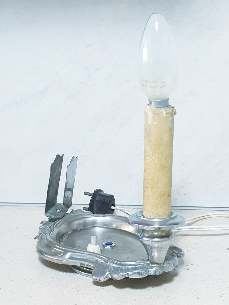 Invulgar antigo candeeiro de mesa Arte Deco  cromado