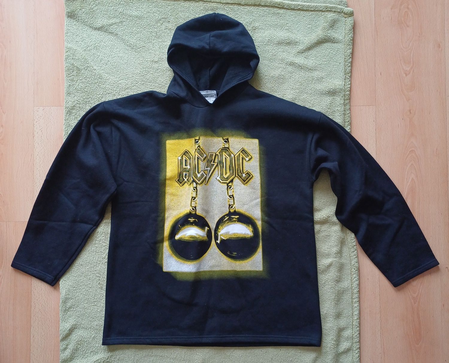 Bluza męska z kapturem AC/DC. Rozmiar XL.