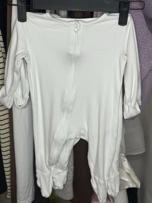 Розпродаж дитячих речей! Боді на замку на новонароджених!