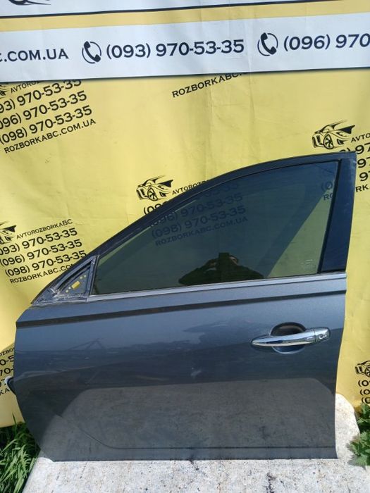 Двери Nissan Altima 2019 Перед. Лев.