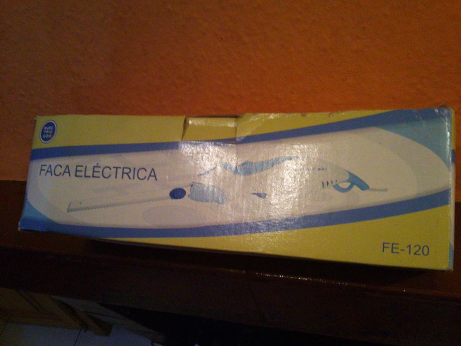 faca eléctrica Baixou