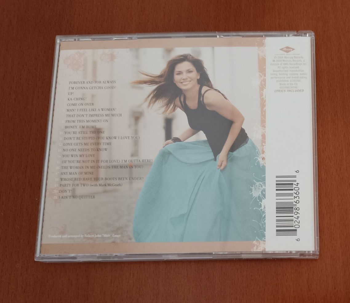 3 CDs de Shania Twain, Sheryl Crow e Abba.