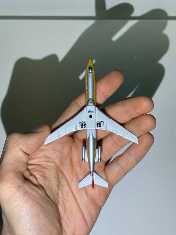 Avião Boeing Aviões Airbus escala 1/400 em Metal Varios Ver Fotos 34