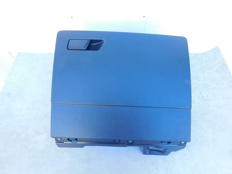 Schowek kieszeń deski rozdzielczej Volkswagen Tiguan III 3 kompletna