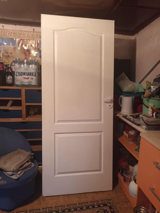Sprzedam używane drzwi 80