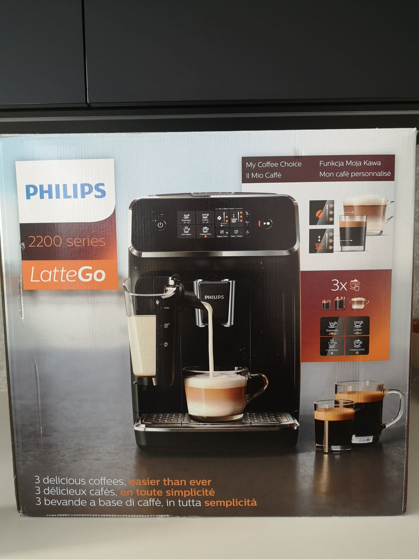 Ekspres do kawy Philips LatteGo 2200 series