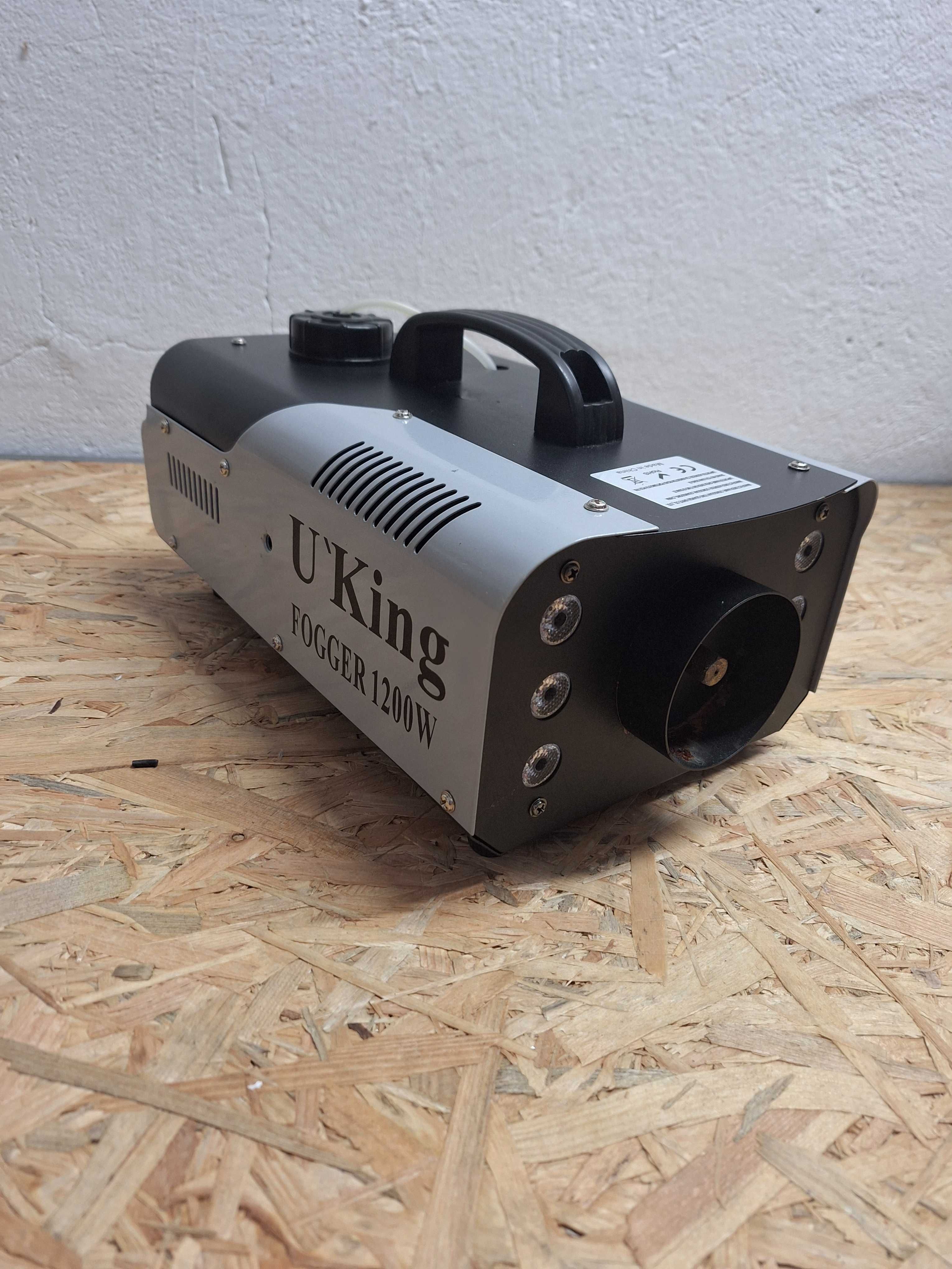 Wytwornica dymu z oświetleniem LED 1200W