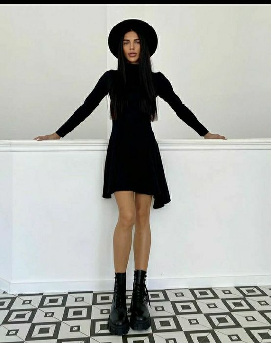 Маленьке чорне плаття,нове, розмір С,трикотаж рубчик