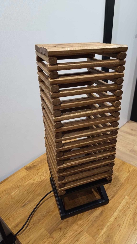 Lampa lemelkowa dębowa stojąca