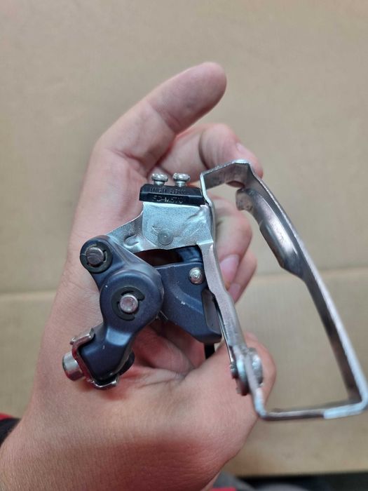 Przerzutka przednia m570 3s