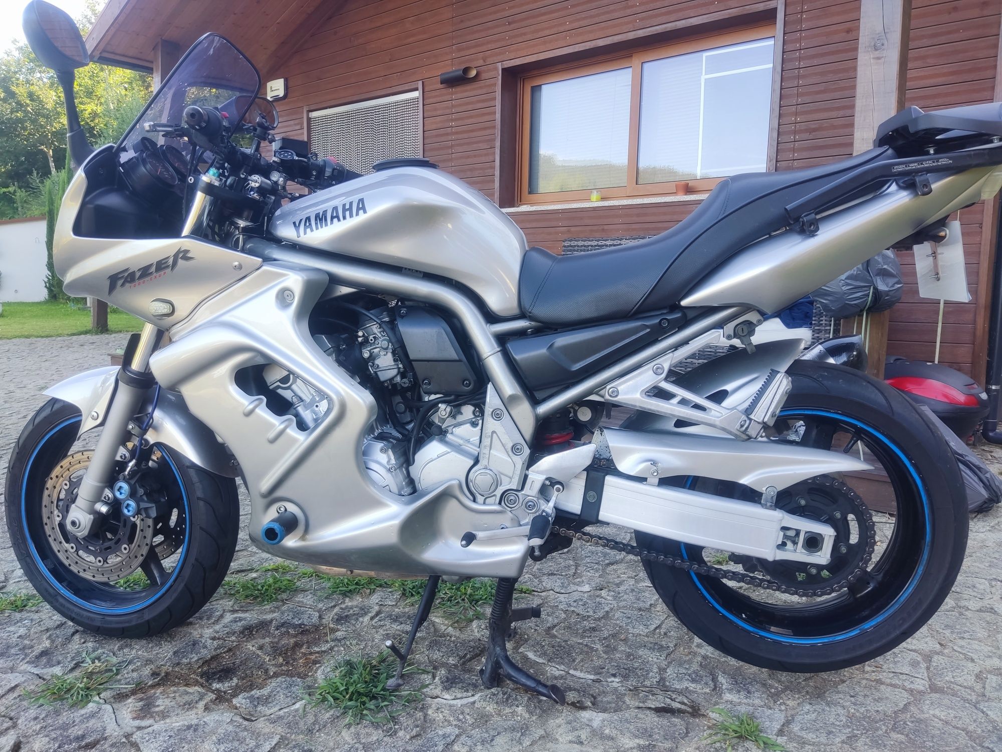 Yamaha fzs 1000 fazer fz1