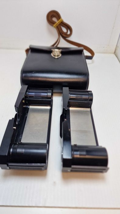 Contarex Zeiss . Estojo com 2 carregadores intermutáveis.