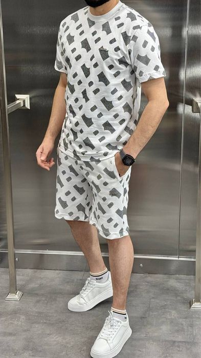 BARBERRY футболка шорты комплект костюм мужской летний louis vuitton