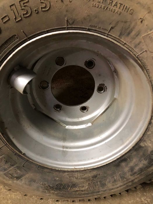 1 pneu BKT 400/60 - 15.5