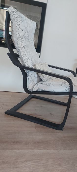Fotel poang lekko bujany