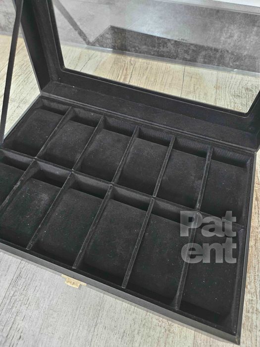 Czarna szkatułka na biżuterię zegarki bransoletki na prezent