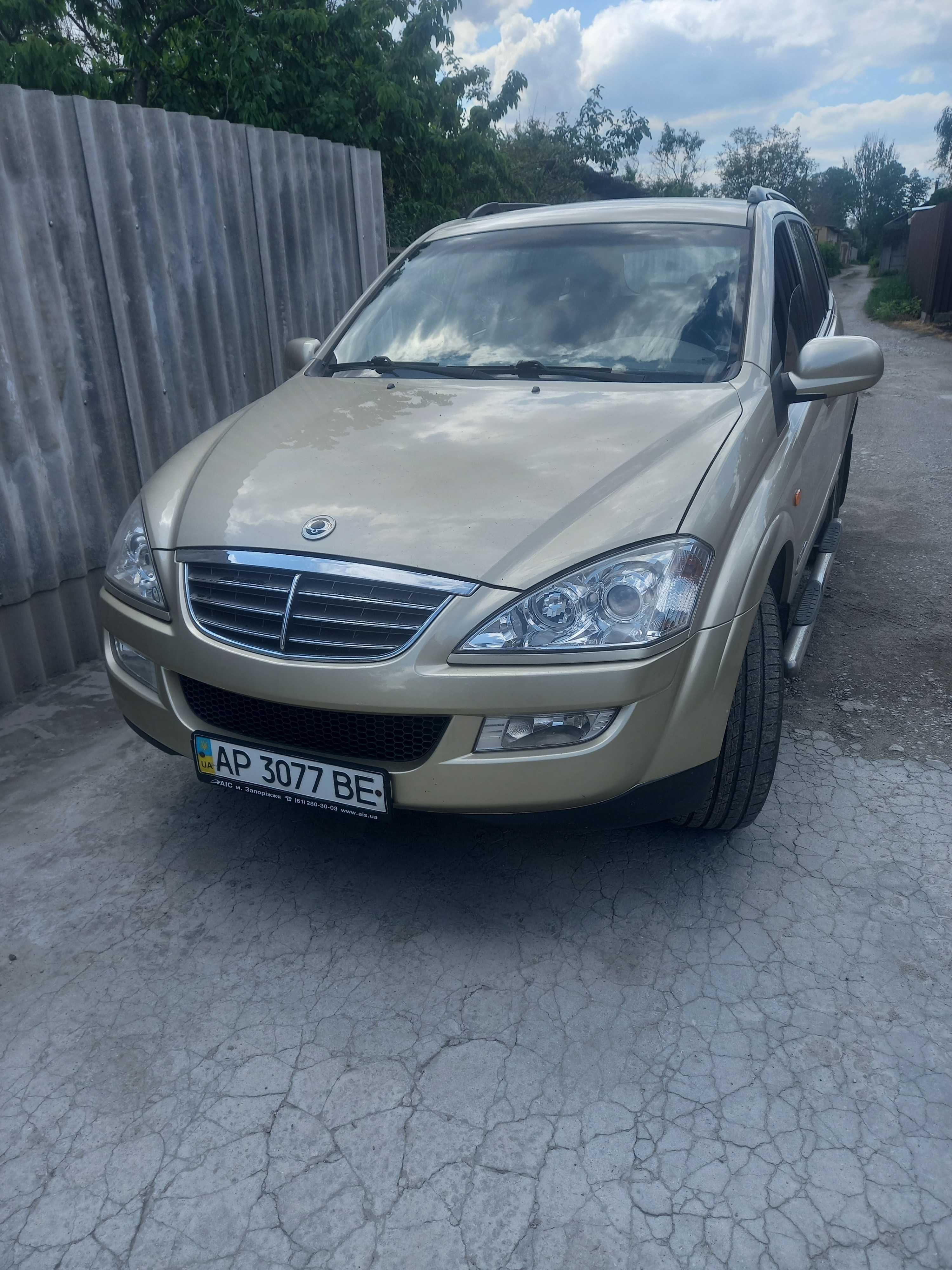 Продам легковой автомобиль Ssang Yong