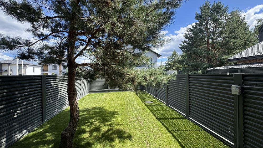 Таунхаус із чистовим наповненням у Стоянці біля рекреаційної зони