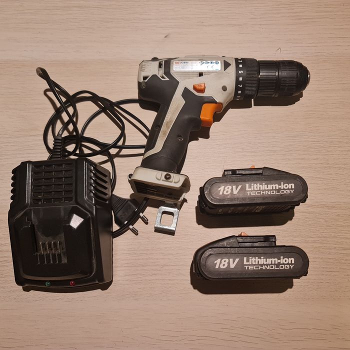 Wiertarko-wkrętarka. DEXTER POWER CDT218LD 18V plus 2 baterie 2 Ah.