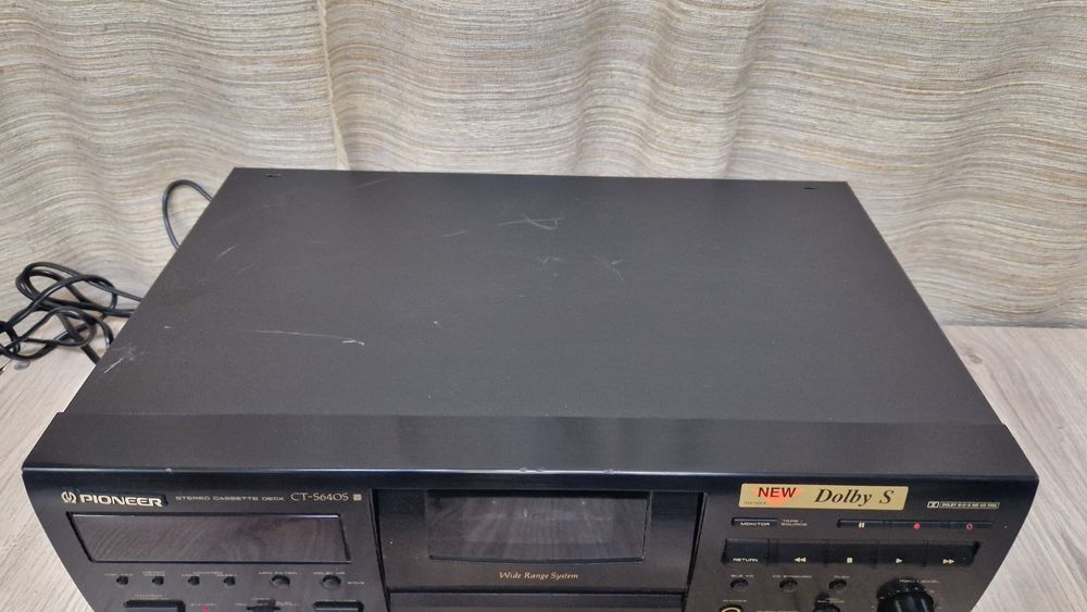 Касетна дека Pioneer CT-S640S