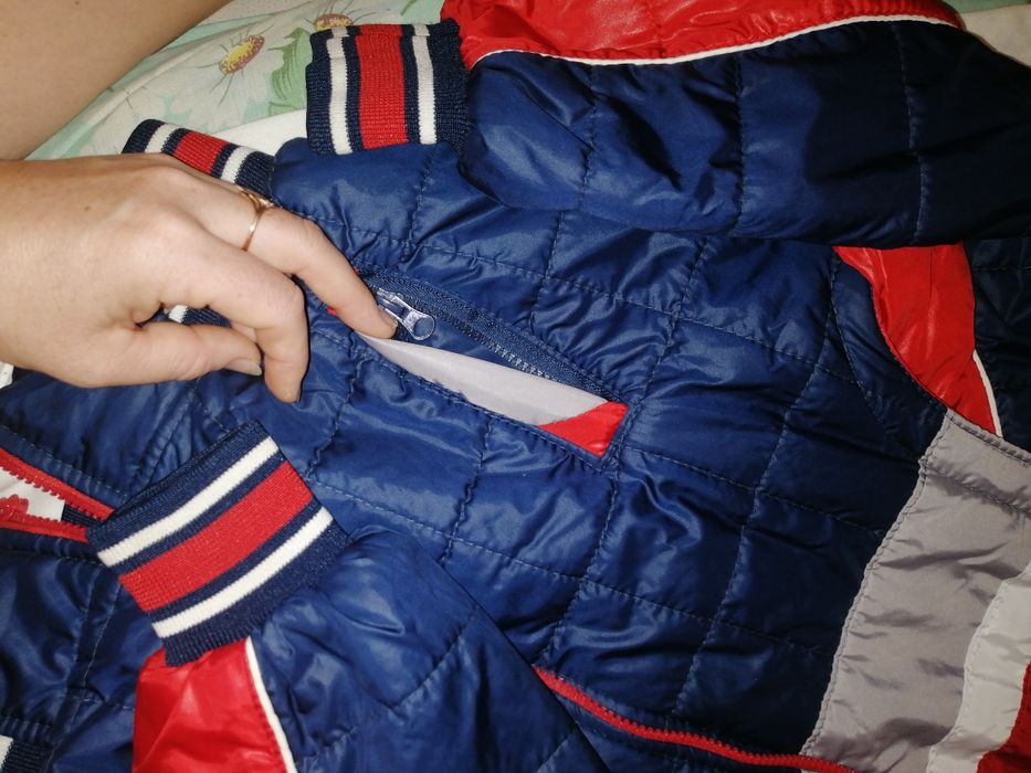 Куртка осінь на 8 - 9 р