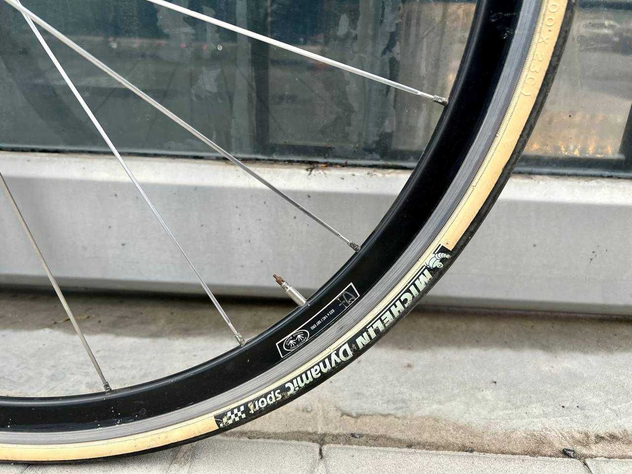 Full Carbon шосейний велосипед Kuota Kredo