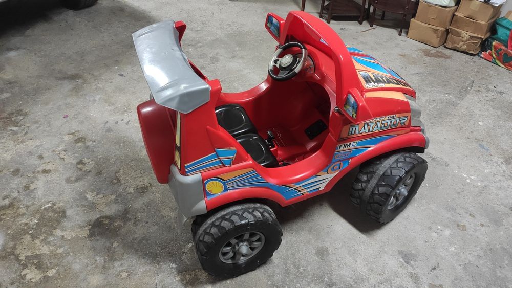 Jipe Feber Matador 12V 12Ah 2 lugares e autocolantes novos extra
