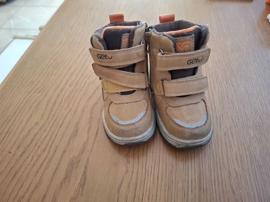 Sprzedam buty dziecięce