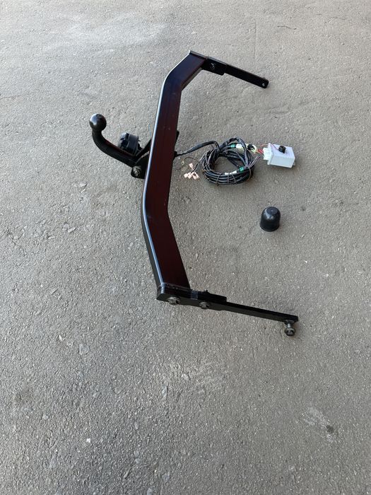 Фаркоп форкоп шкода суперб 4 skoda superb 4 2014/2024 рік універсал