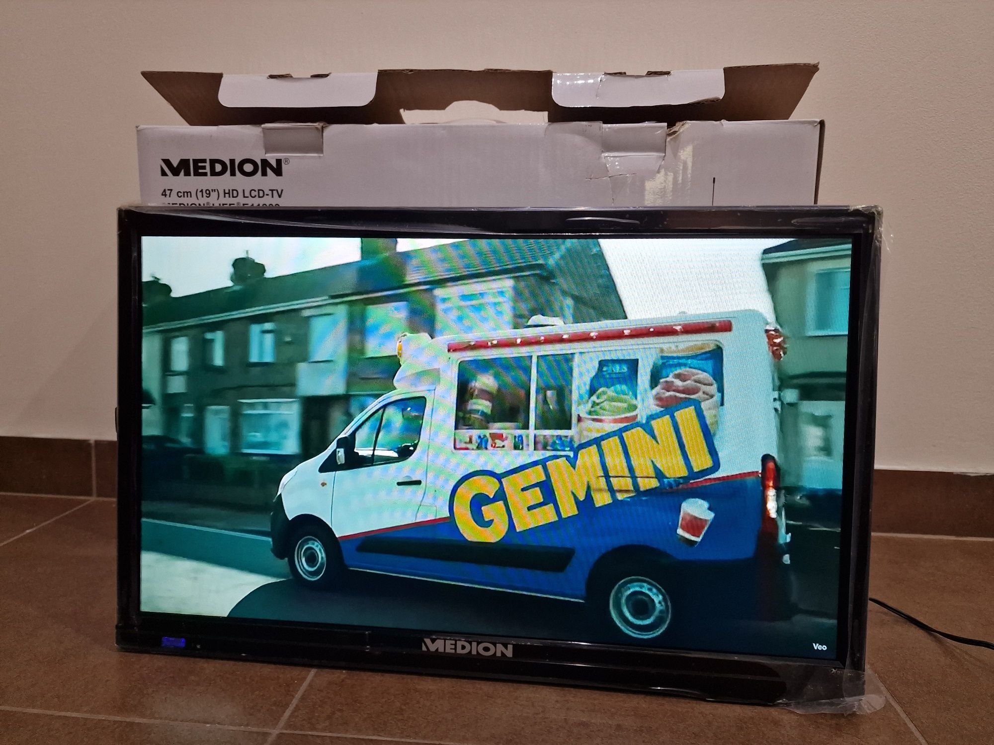 Tv Medion Nowy 19 cali system T2, DVD